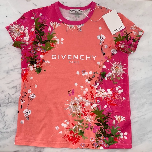 Givenchy T-Shirt - Picture 2 of 2